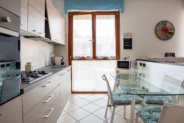 Casti - Appartamento Mm3 Comasina Milano Ngoại thất bức ảnh